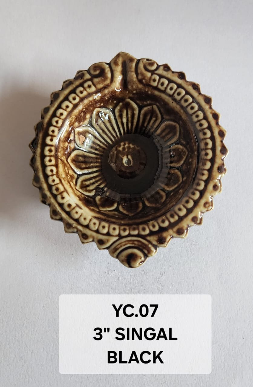 YC.07 Singal Black Diya